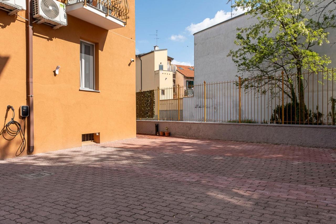 Leader Apartment 4 - Monzino - Hockey Msg Arena - Linate - Milan Extérieur photo